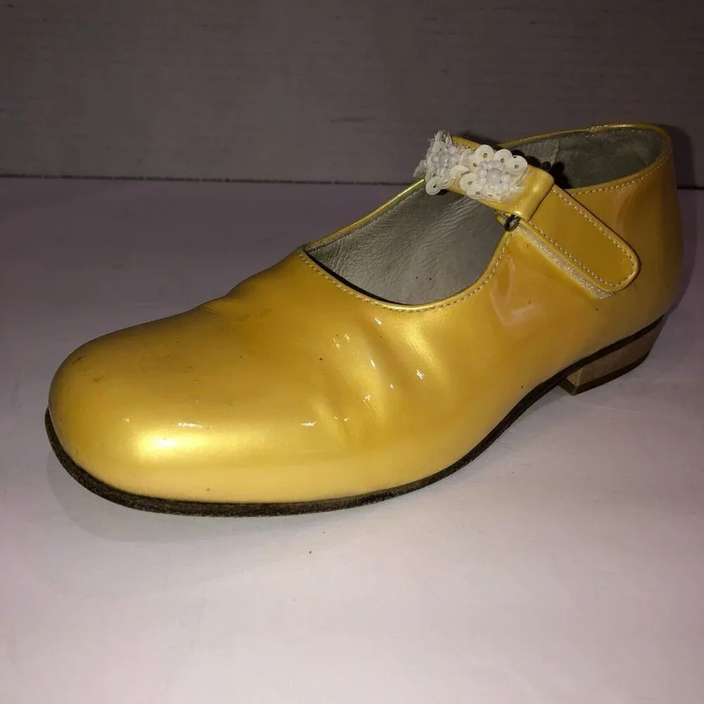 Shoe be Doo US 12 EU 30 Low Gold White Flower Sequins Mary Jane Shoes